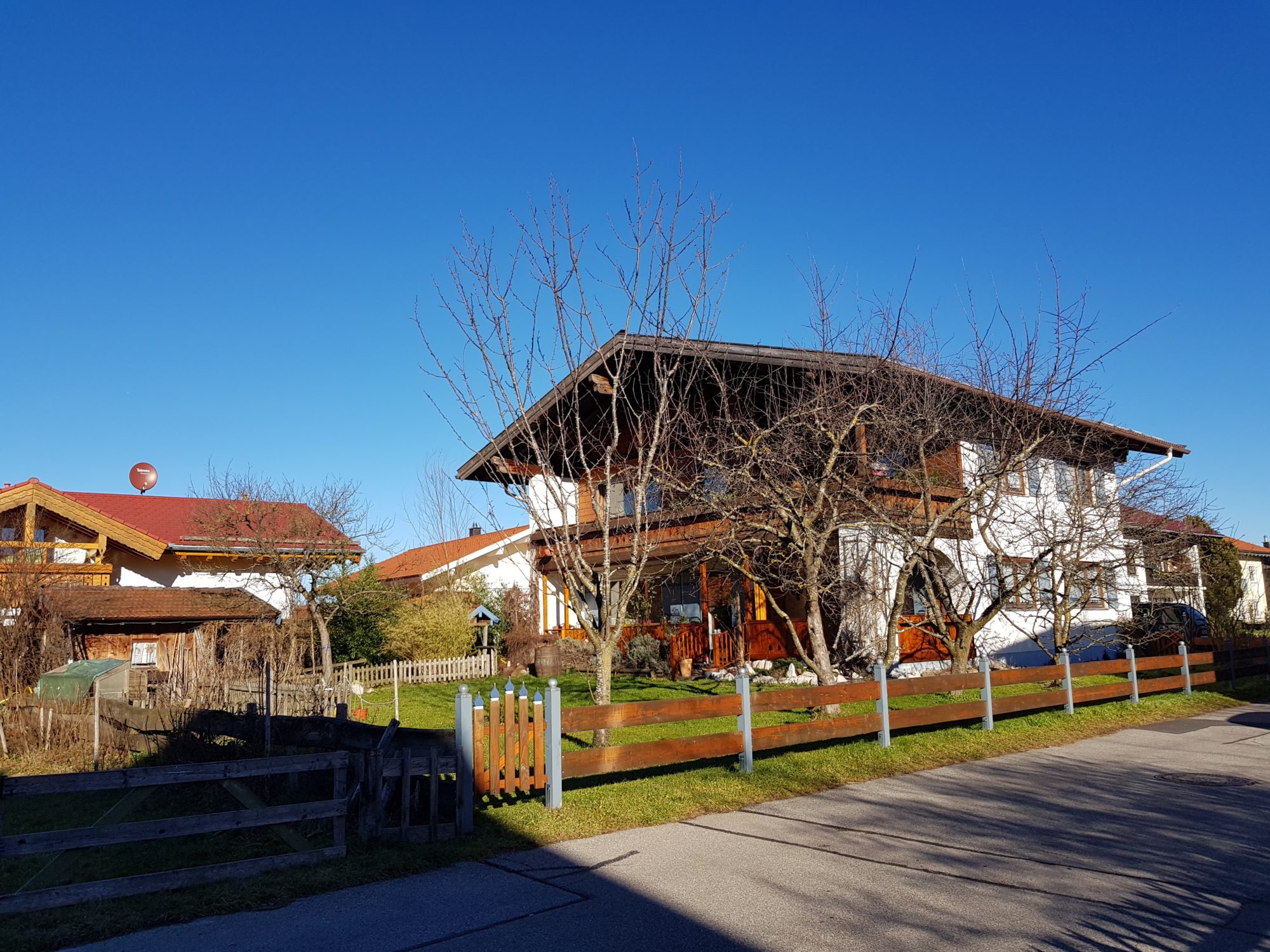Wunderbares Ein- bzw. Zweifamilienhaus in begehrter Wohnlage in Grassau bei Chiemgau